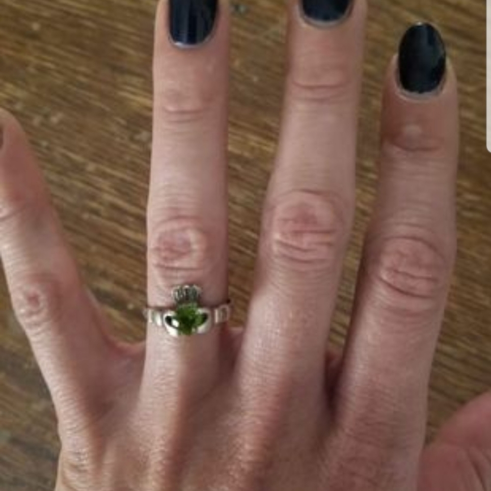 Peridot Claddagh ring